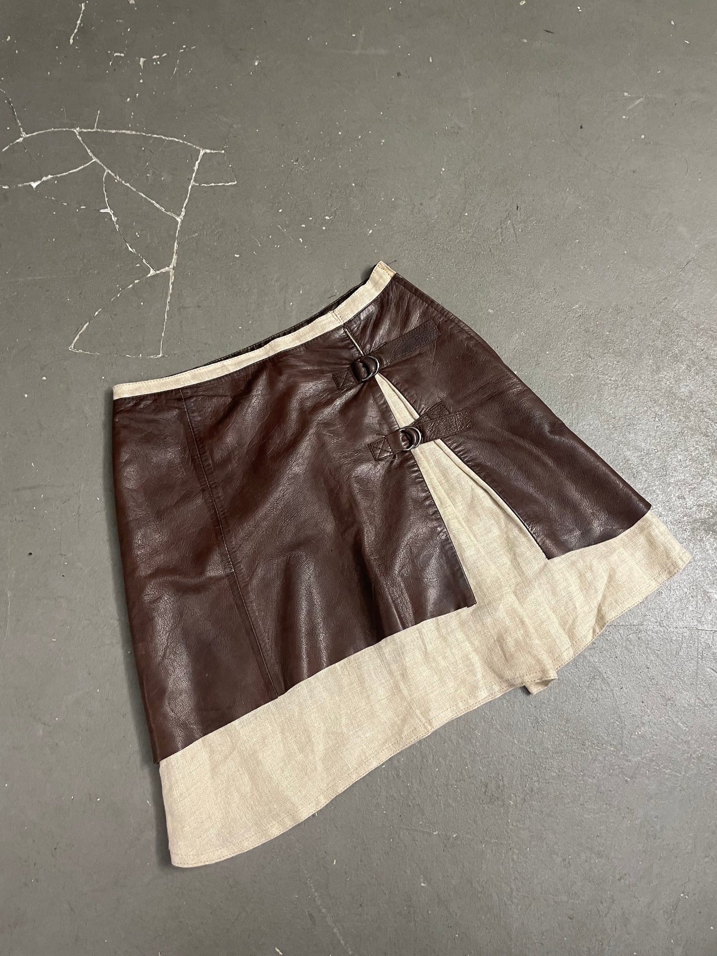 Leather and linnen skirt